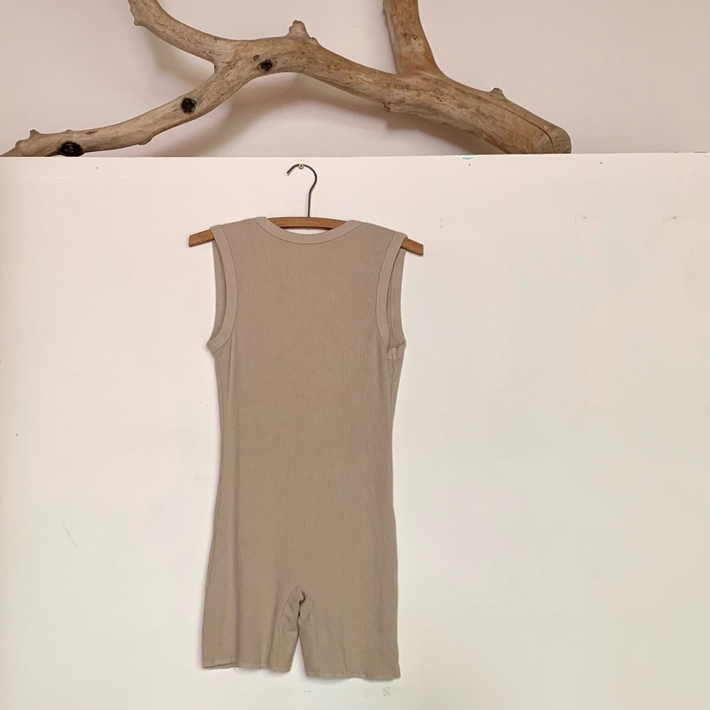 Low Back Romper - Picture 4 of 6